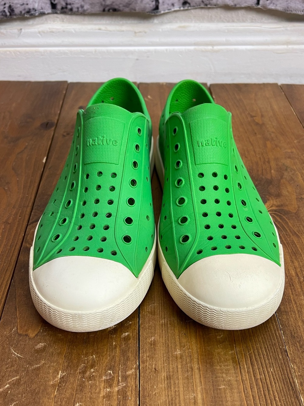 Native shoes green foam Jefferson style sneakers kids size 3 - Picture 2 of 8